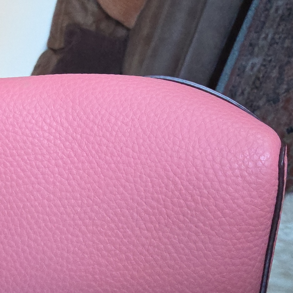 Gorgeous NWOT Coach Mini Town Bubblegum Pink Leather Bucket Crossbody Bag  💗🎁 - Picture 7 of 16